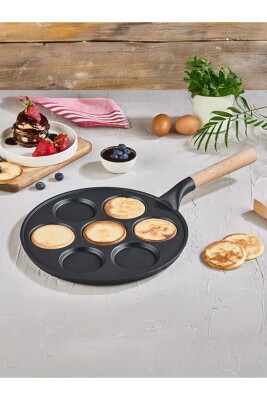 Black Line 28 cm 7 Göz Döküm Pankek Tava - FALEZ